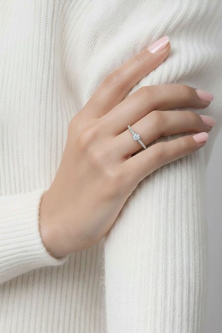 Ayarlanabilir İnce Tek Taşlı Bayan Yüzük